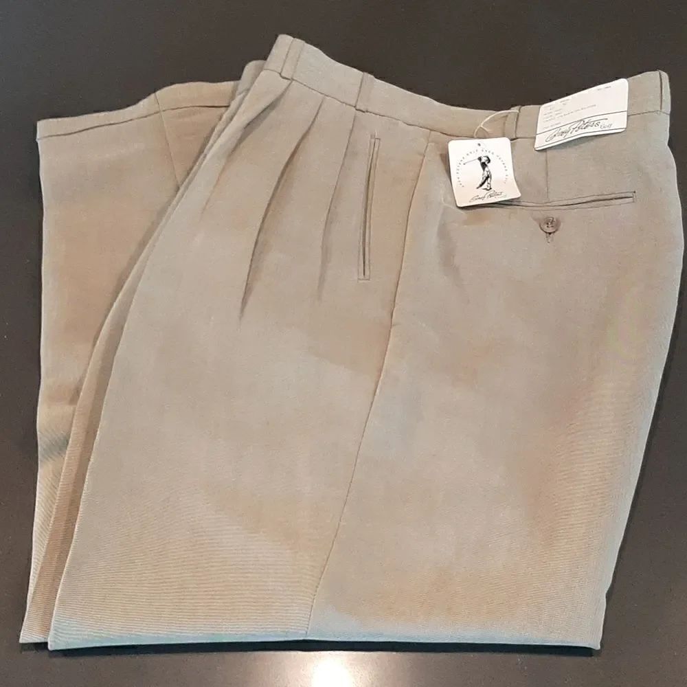 Greg Peters Golf Kevin Beige Cuffed Pants